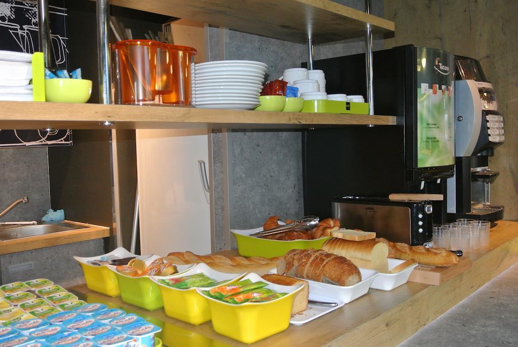 Ibis Budget Chambery Sud Challes Les Eaux Challes-les-Eaux Exterior foto