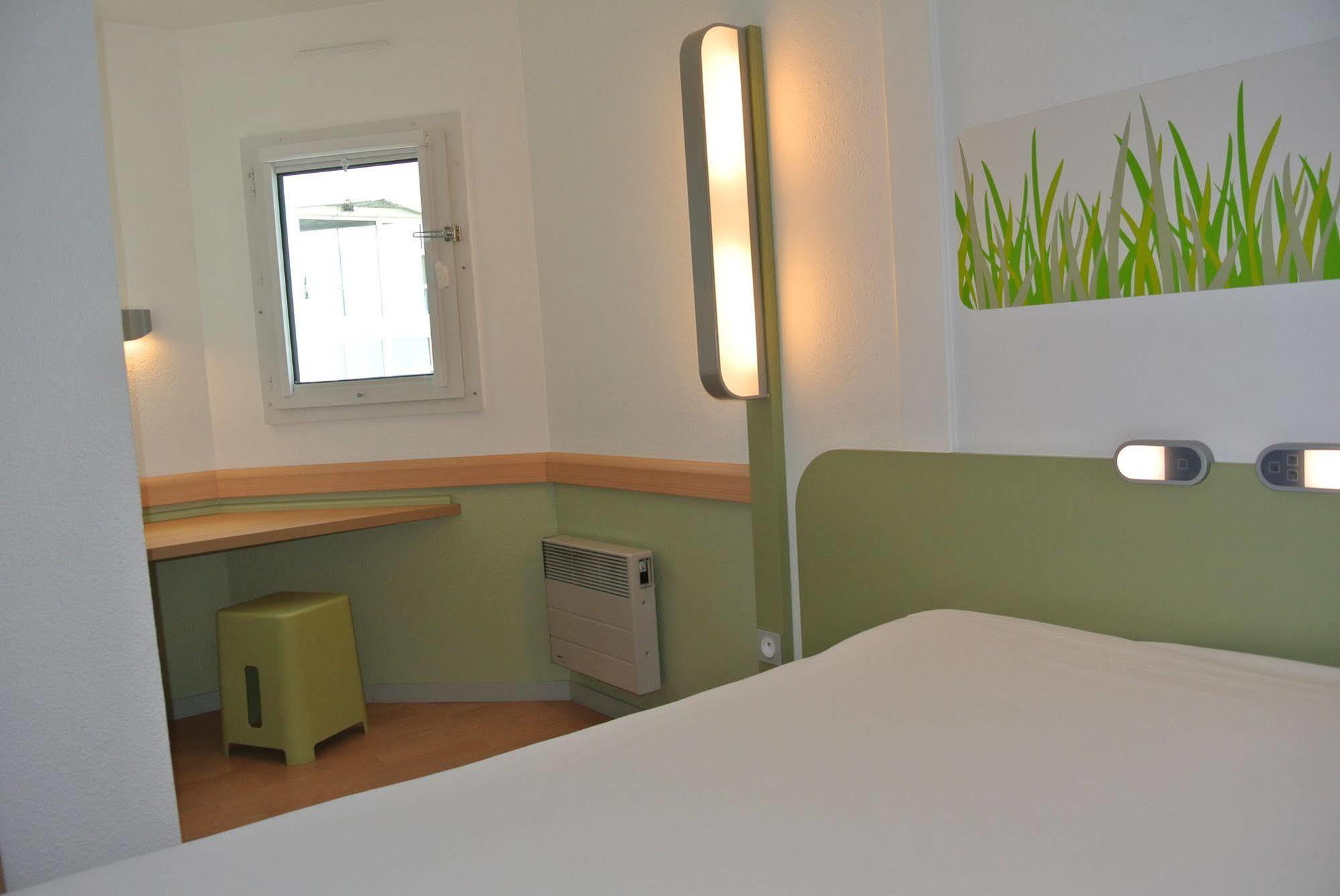 Ibis Budget Chambery Sud Challes Les Eaux Challes-les-Eaux Exterior foto